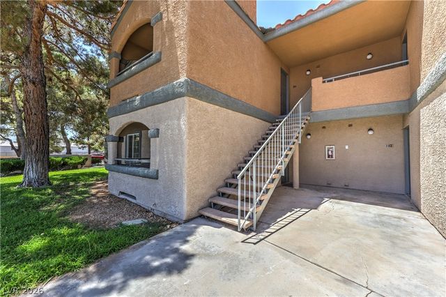 221 Mission Catalina Lane 101, Las Vegas, NV 89107