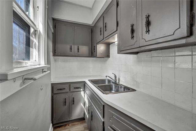 3513 E 110th Street, Cleveland, OH 44105