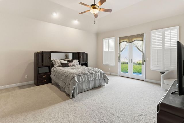 10788 N Golden Eagle Drive, Fresno, CA 93730