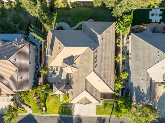 10788 N Golden Eagle Drive, Fresno, CA 93730