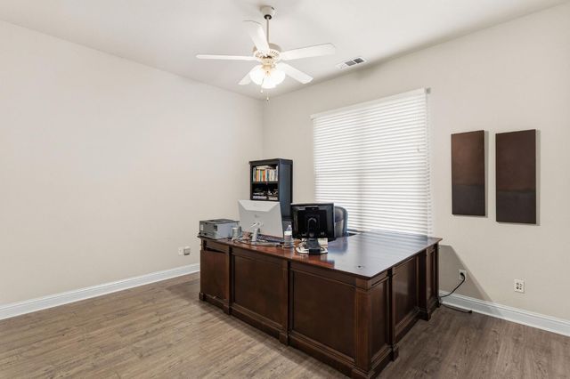 10788 N Golden Eagle Drive, Fresno, CA 93730