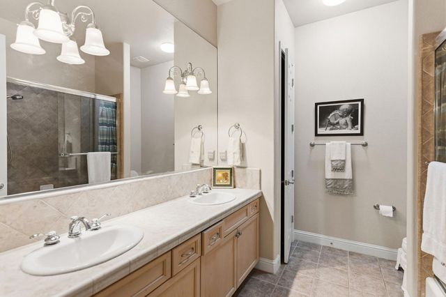 10788 N Golden Eagle Drive, Fresno, CA 93730
