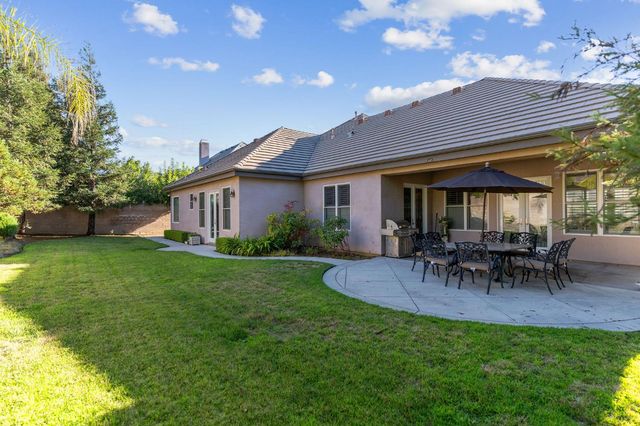 10788 N Golden Eagle Drive, Fresno, CA 93730