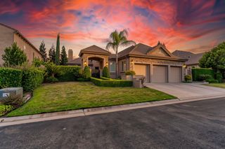 10788 N Golden Eagle Drive, Fresno, CA 93730