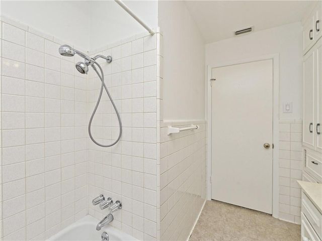 8511 Burrell DR, Austin, TX 78757