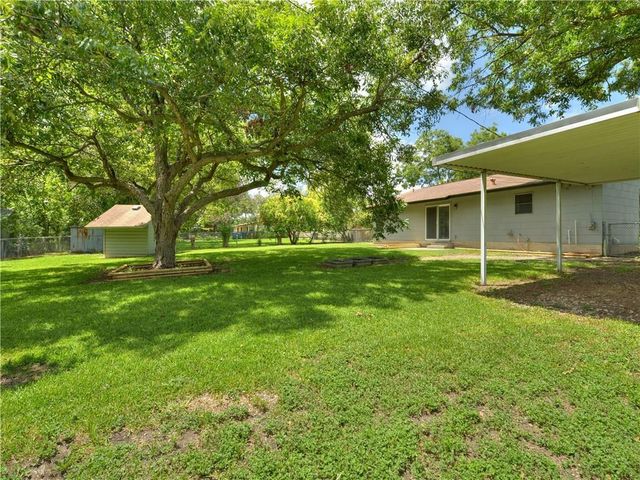 8511 Burrell DR, Austin, TX 78757