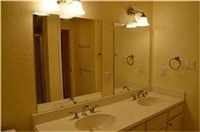 3708 LaSalle Drive, Arlington, TX 76016