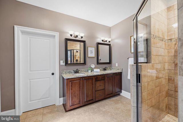 8825 FIRST BRANCH LN, Chesterfield, VA 23838