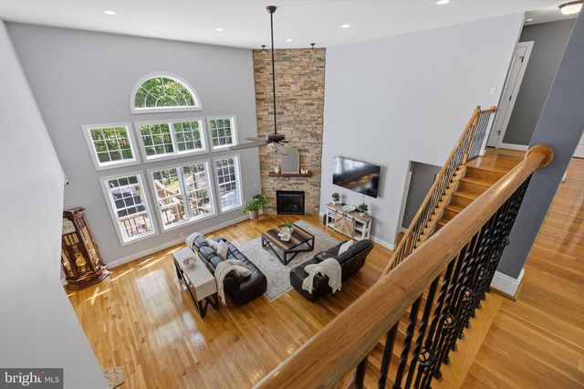 8825 FIRST BRANCH LN, Chesterfield, VA 23838