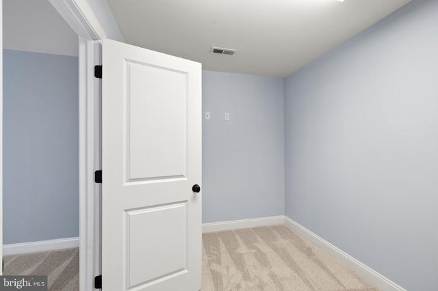 8825 FIRST BRANCH LN, Chesterfield, VA 23838