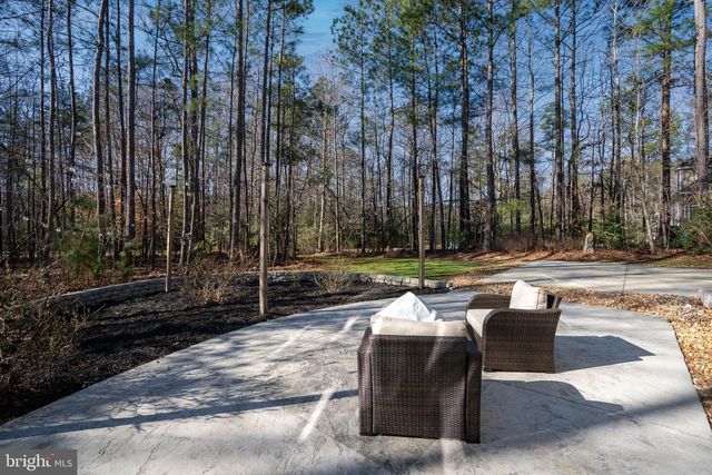 8825 FIRST BRANCH LN, Chesterfield, VA 23838