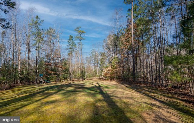 8825 FIRST BRANCH LN, Chesterfield, VA 23838