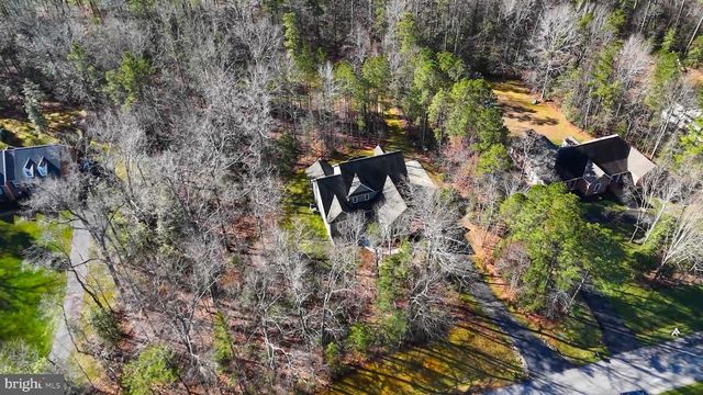 8825 FIRST BRANCH LN, Chesterfield, VA 23838