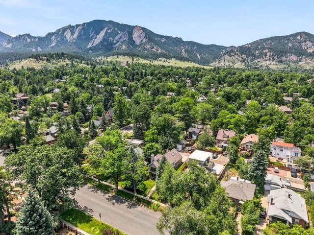 815 16th St, Boulder, CO 80302