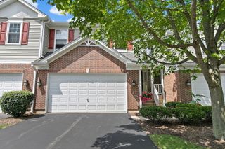 244 Lineas Lane 244, Geneva, IL 60134