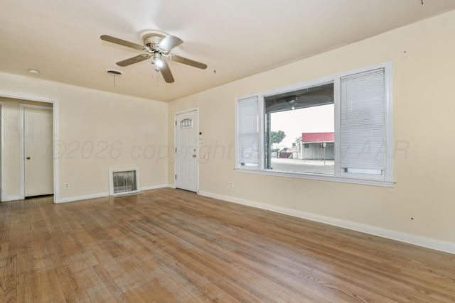 3609 S Travis Street, Amarillo, TX 79110