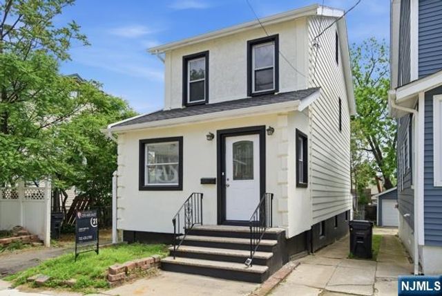 306-308 Smith Street, Newark, NJ 07106