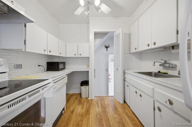 17136 Harman Street, Melvindale, MI 48122