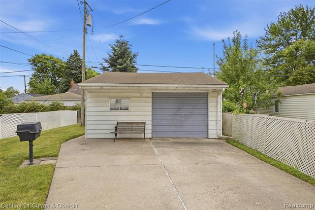 17136 Harman Street, Melvindale, MI 48122