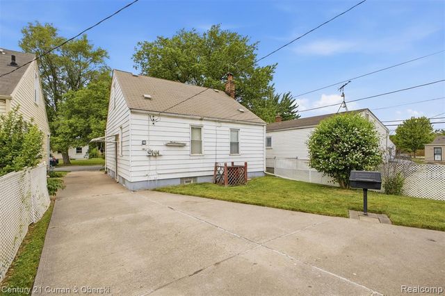 17136 Harman Street, Melvindale, MI 48122