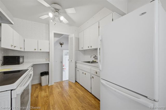 17136 Harman Street, Melvindale, MI 48122