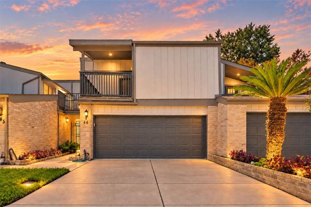 880 Tully Road 44, Houston, TX 77079