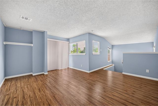 880 Tully Road 44, Houston, TX 77079