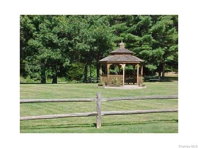 43 Doxbury Lane 43, Suffern, NY 10901