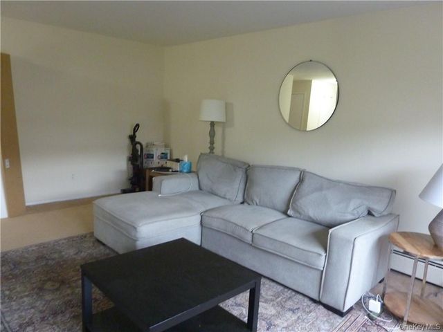 43 Doxbury Lane 43, Suffern, NY 10901