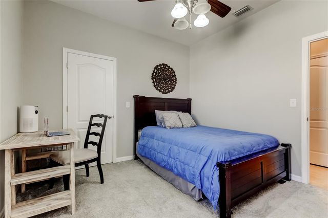 5647 FISHER GLEN LOOP, Wesley Chapel, FL 33545