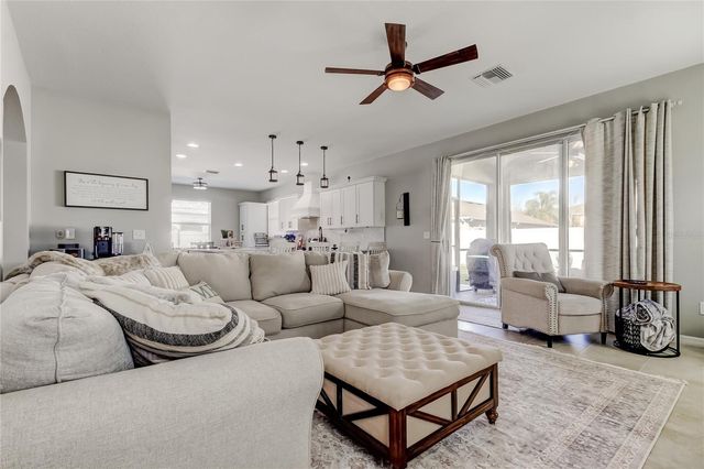 5647 FISHER GLEN LOOP, Wesley Chapel, FL 33545