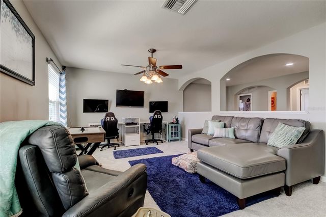 5647 FISHER GLEN LOOP, Wesley Chapel, FL 33545