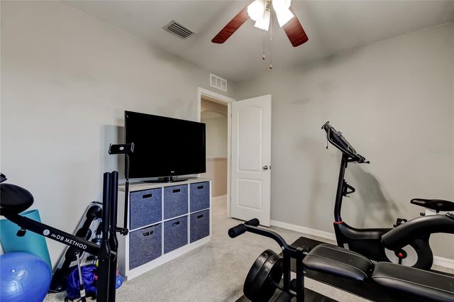 5647 FISHER GLEN LOOP, Wesley Chapel, FL 33545