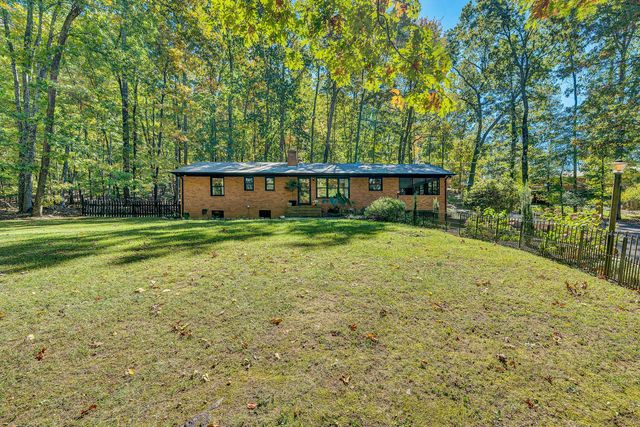 2673 Parkview DR, Vinton, VA 24179