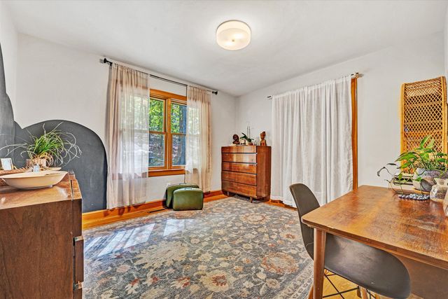 2673 Parkview DR, Vinton, VA 24179