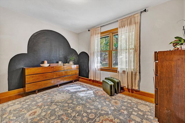 2673 Parkview DR, Vinton, VA 24179