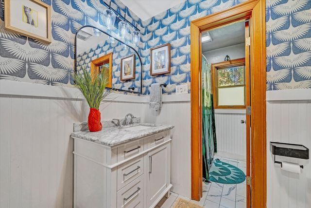 2673 Parkview DR, Vinton, VA 24179