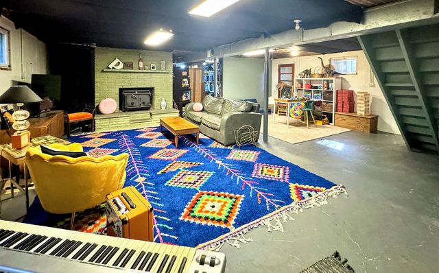 2673 Parkview DR, Vinton, VA 24179