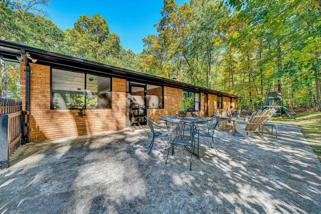 2673 Parkview DR, Vinton, VA 24179