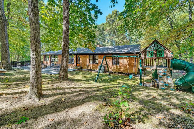 2673 Parkview DR, Vinton, VA 24179