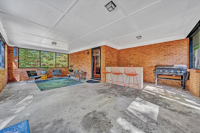 2673 Parkview DR, Vinton, VA 24179