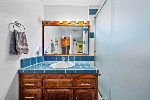 10111 Elkwood, Sun Valley, CA 91352