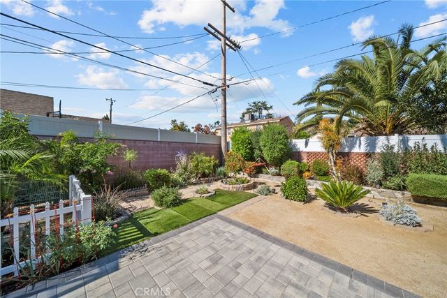 10111 Elkwood, Sun Valley, CA 91352