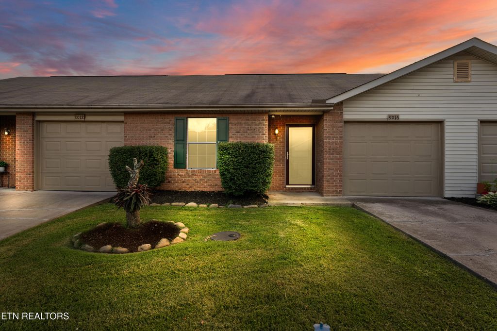8016 Stablegate Way, Powell, TN 37849