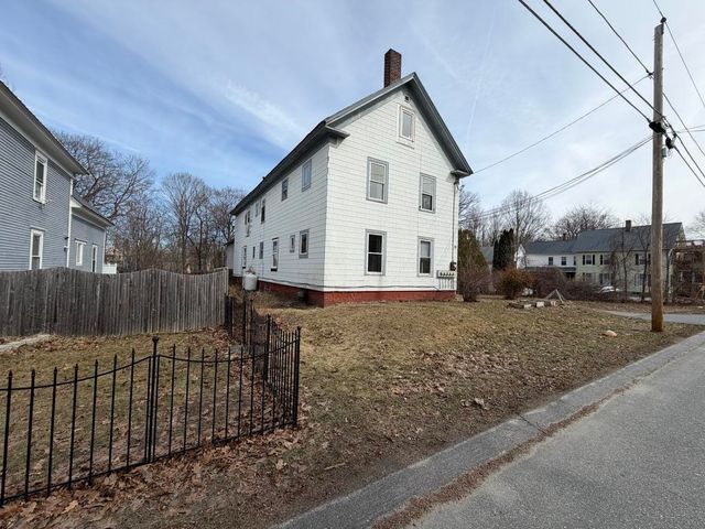 28 East Street, Claremont, NH 03743
