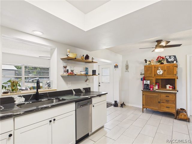 7085 S Sesame Street Terrace, Homosassa, FL 34446