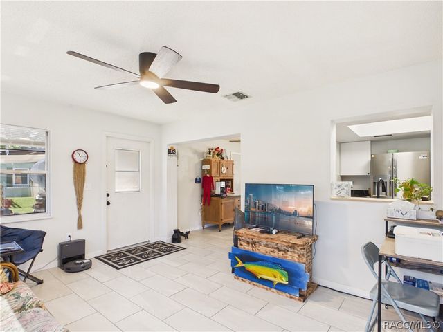 7085 S Sesame Street Terrace, Homosassa, FL 34446