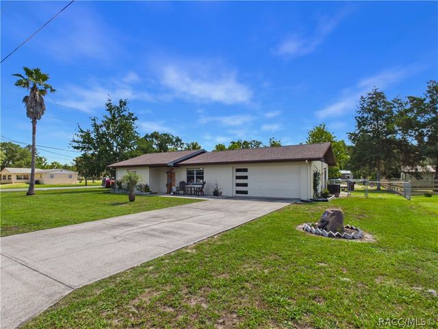 7085 S Sesame Street Terrace, Homosassa, FL 34446