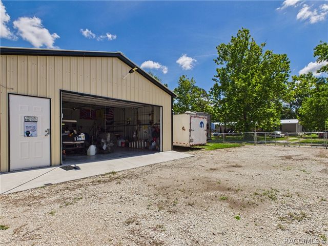 7085 S Sesame Street Terrace, Homosassa, FL 34446