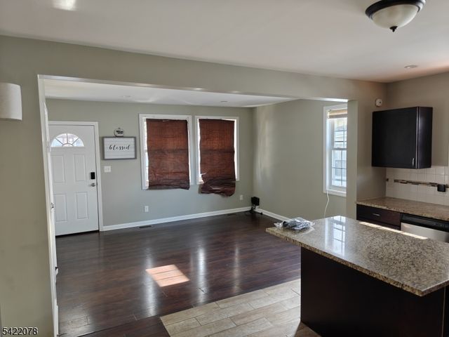 93 Howard St, Irvington Twp., NJ 07111